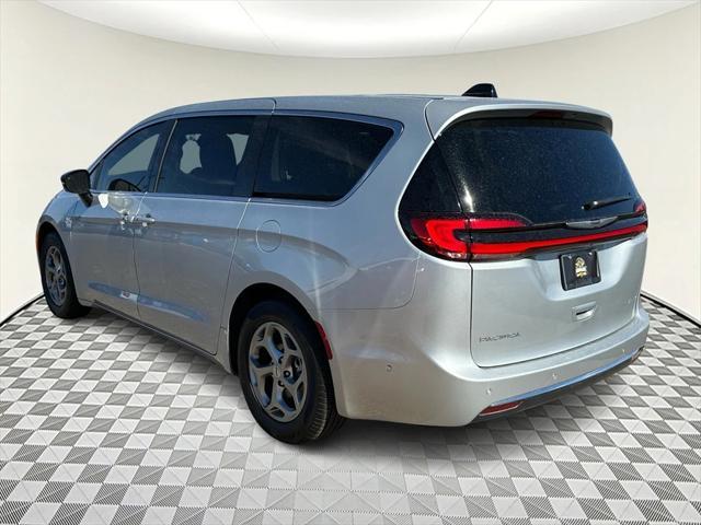 new 2024 Chrysler Pacifica car, priced at $51,415