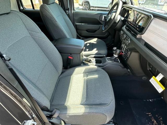 new 2025 Jeep Wrangler car, priced at $57,665