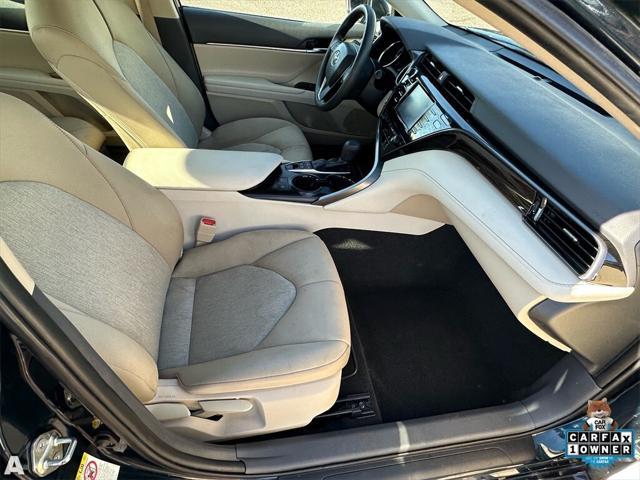 used 2019 Toyota Camry Hybrid car, priced at $19,155