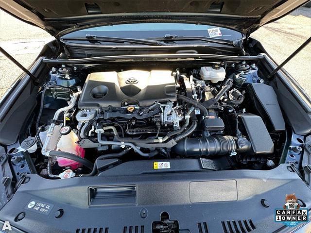 used 2019 Toyota Camry Hybrid car, priced at $19,155