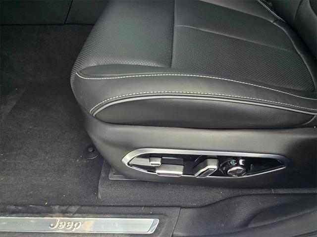 new 2025 Jeep Grand Cherokee car, priced at $66,230