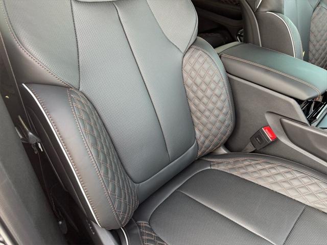 new 2025 Jeep Grand Cherokee L car, priced at $76,420