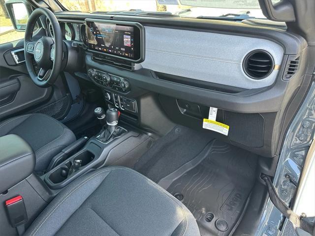 new 2025 Jeep Wrangler car, priced at $45,575