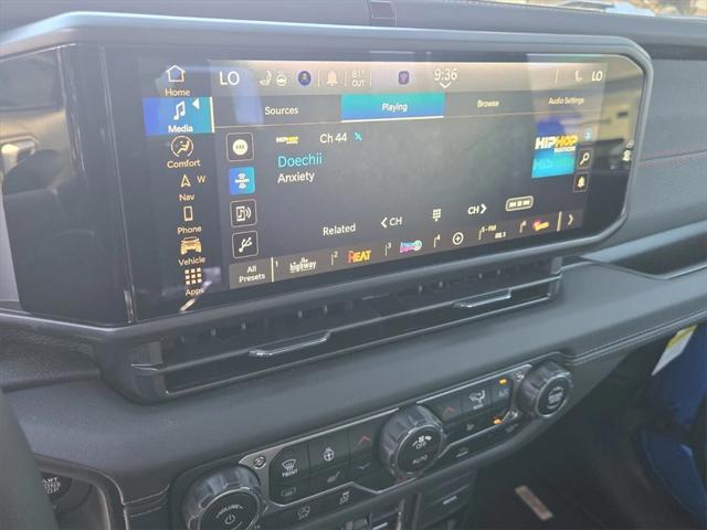 new 2025 Jeep Gladiator car, priced at $61,030