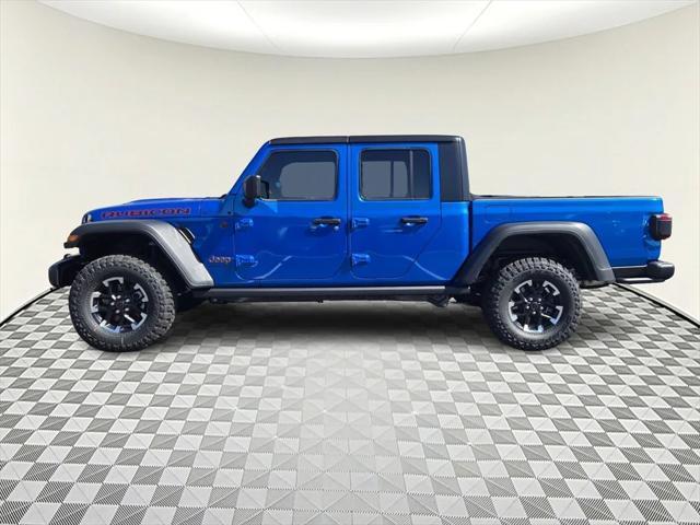 new 2025 Jeep Gladiator car, priced at $61,030