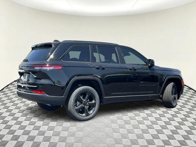 new 2025 Jeep Grand Cherokee car, priced at $49,370