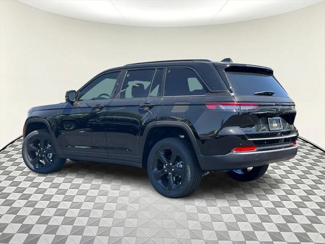 new 2025 Jeep Grand Cherokee car, priced at $49,370