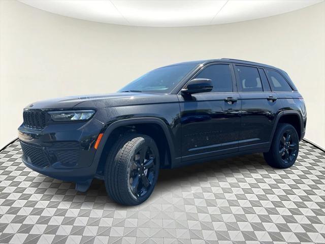 new 2025 Jeep Grand Cherokee car, priced at $49,370