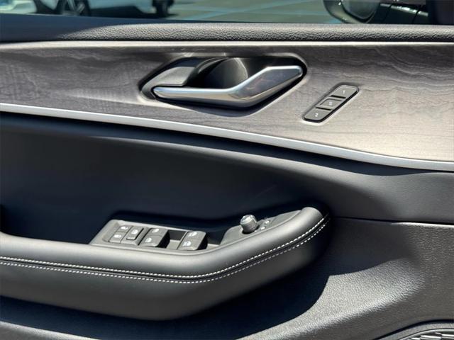 new 2025 Jeep Grand Cherokee car, priced at $52,935