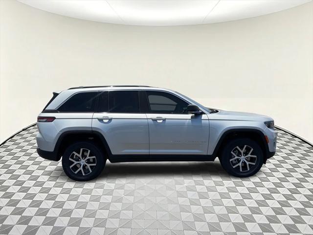new 2025 Jeep Grand Cherokee car, priced at $52,935