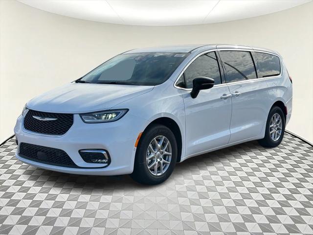 new 2025 Chrysler Pacifica car, priced at $46,420