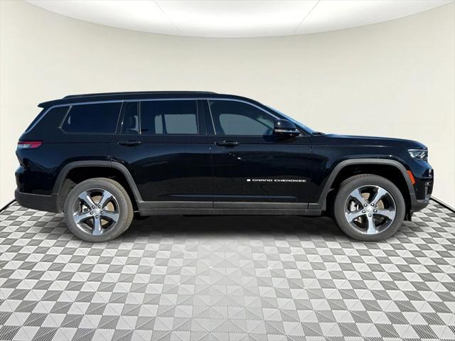 new 2024 Jeep Grand Cherokee L car, priced at $60,460