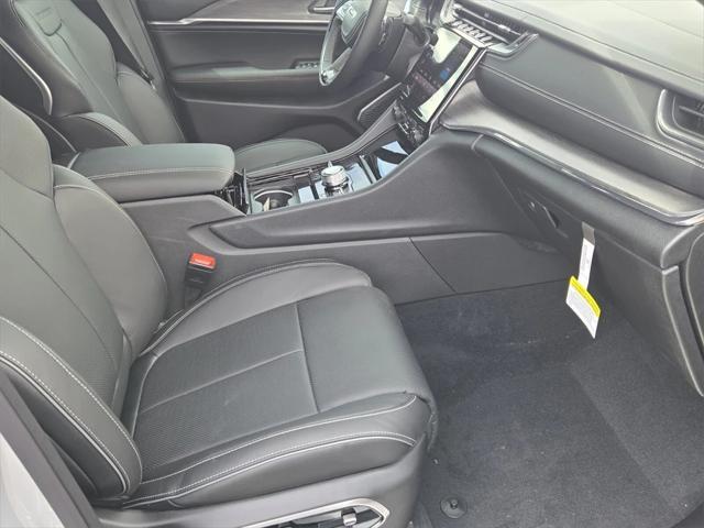 new 2025 Jeep Grand Cherokee car, priced at $66,230