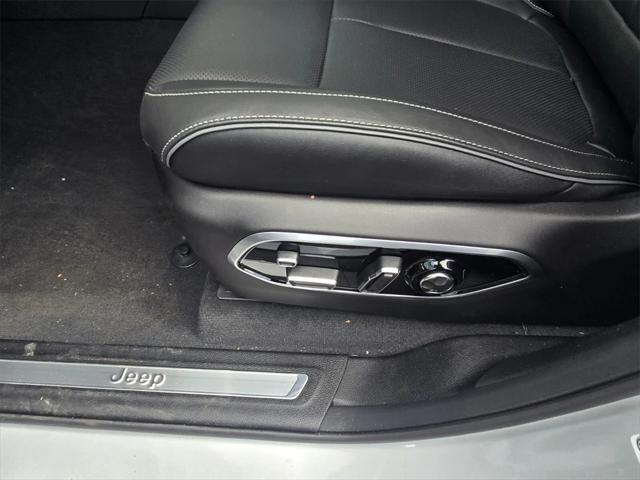new 2025 Jeep Grand Cherokee car, priced at $66,230