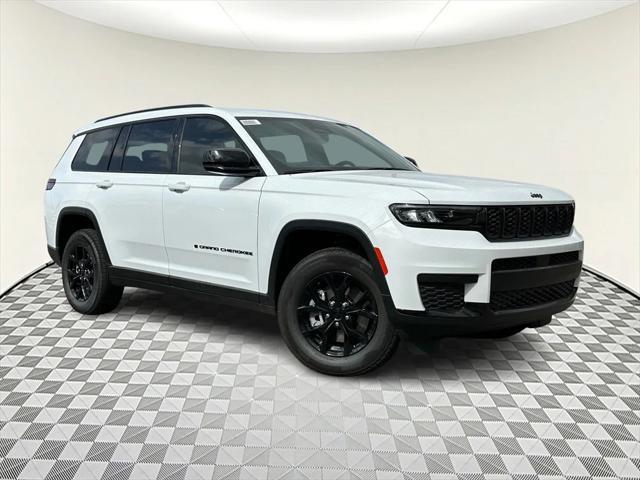 new 2024 Jeep Grand Cherokee L car, priced at $47,185