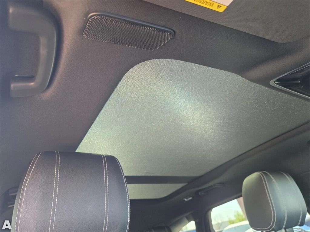 used 2021 Land Rover Range Rover Velar car, priced at $38,999