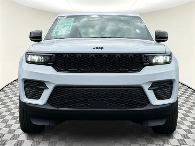 new 2025 Jeep Grand Cherokee car, priced at $46,360