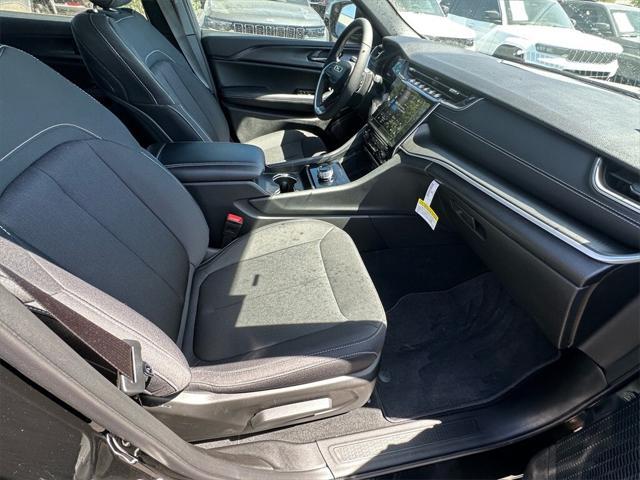 new 2025 Jeep Grand Cherokee L car, priced at $46,215