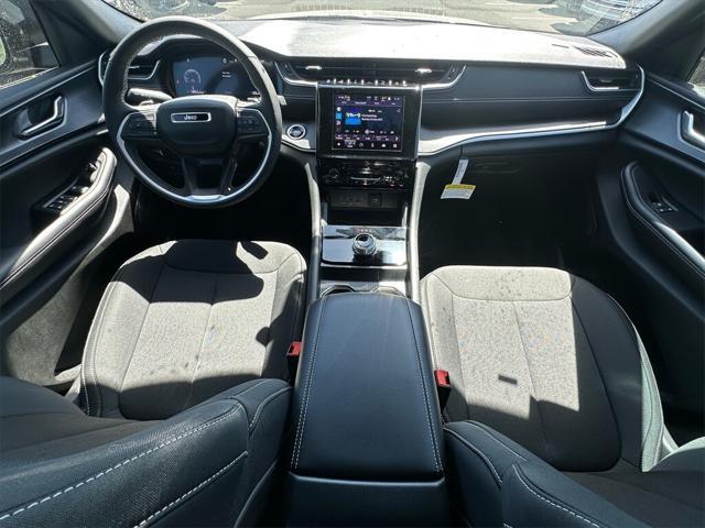 new 2025 Jeep Grand Cherokee L car, priced at $46,215