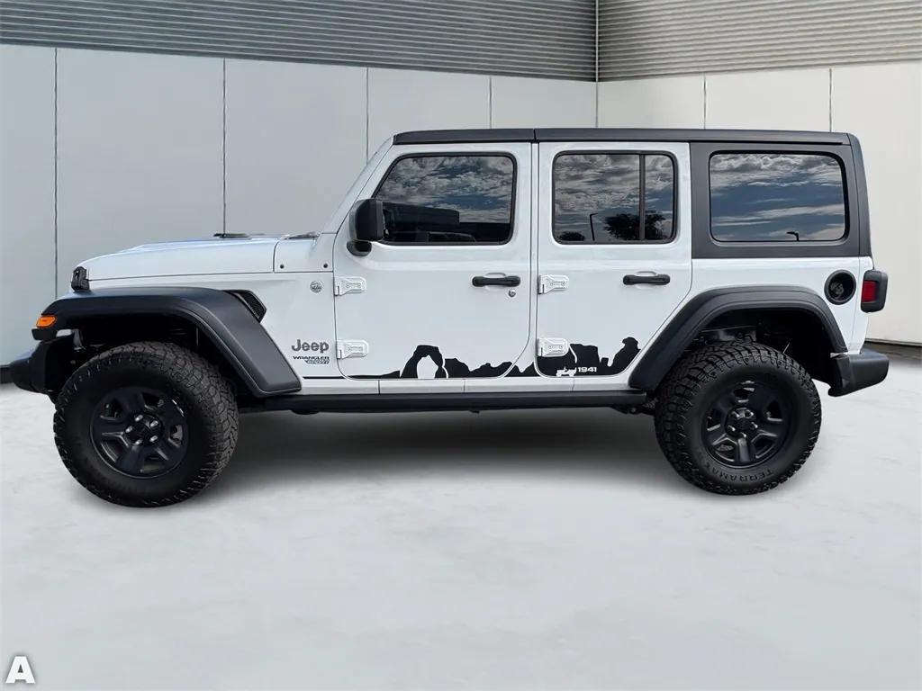 used 2018 Jeep Wrangler Unlimited car, priced at $19,414