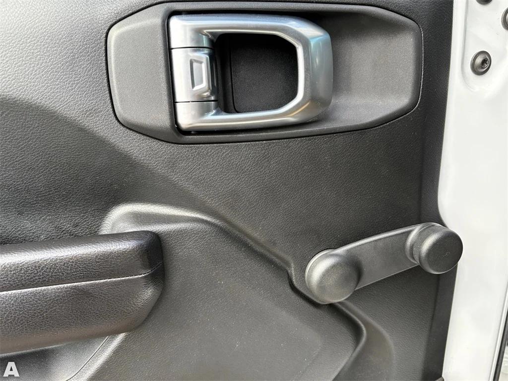 used 2018 Jeep Wrangler Unlimited car, priced at $19,414