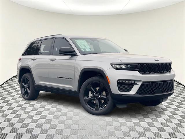 new 2025 Jeep Grand Cherokee car, priced at $48,020