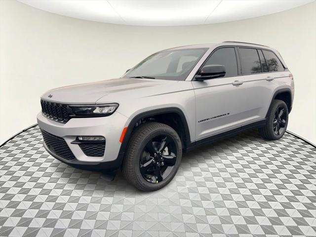 new 2025 Jeep Grand Cherokee car, priced at $48,020