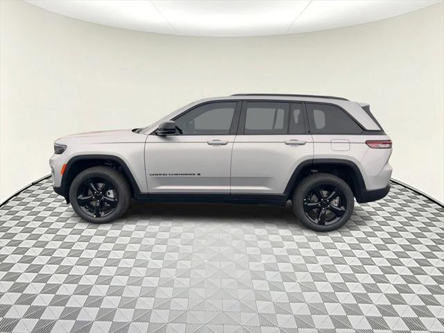 new 2025 Jeep Grand Cherokee car, priced at $48,020