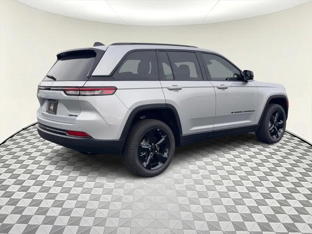 new 2025 Jeep Grand Cherokee car, priced at $48,020