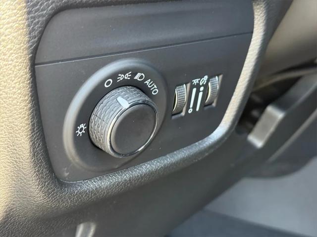 new 2025 Jeep Grand Cherokee car, priced at $48,775