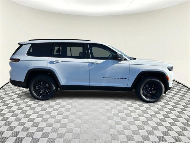 new 2025 Jeep Grand Cherokee L car, priced at $48,430