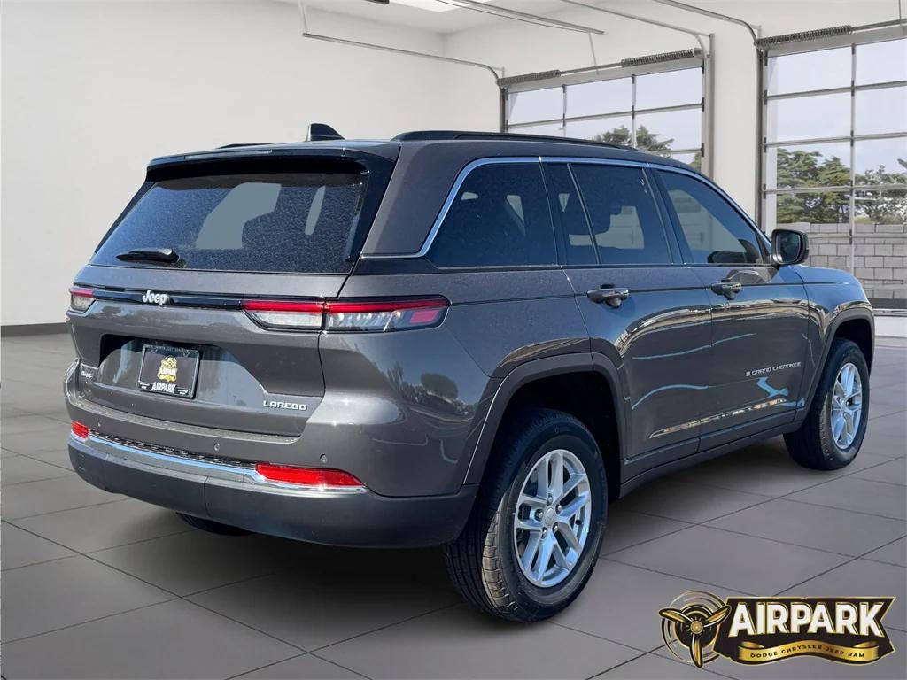 new 2025 Jeep Grand Cherokee car, priced at $44,170