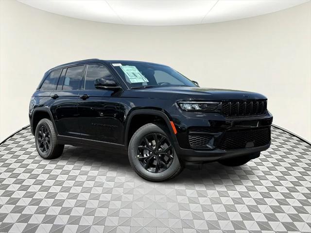 new 2025 Jeep Grand Cherokee car, priced at $47,725