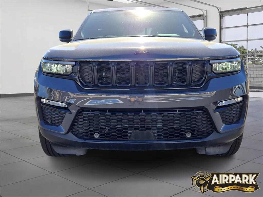new 2025 Jeep Grand Cherokee car, priced at $56,655