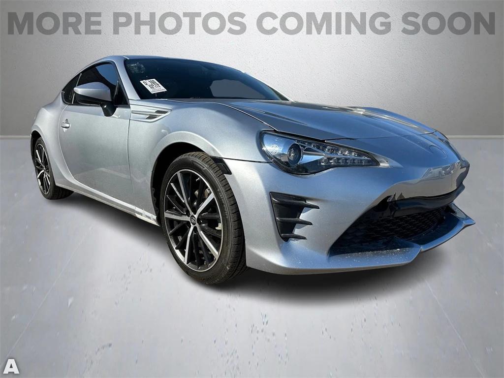 used 2018 Toyota 86 car, priced at $20,999