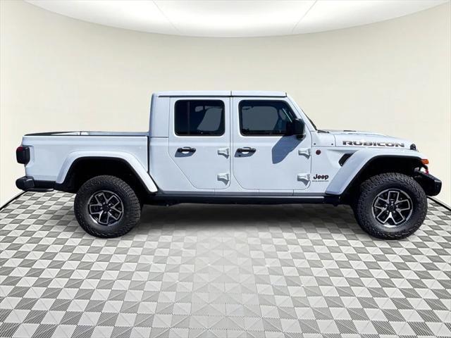 new 2024 Jeep Gladiator car, priced at $67,560