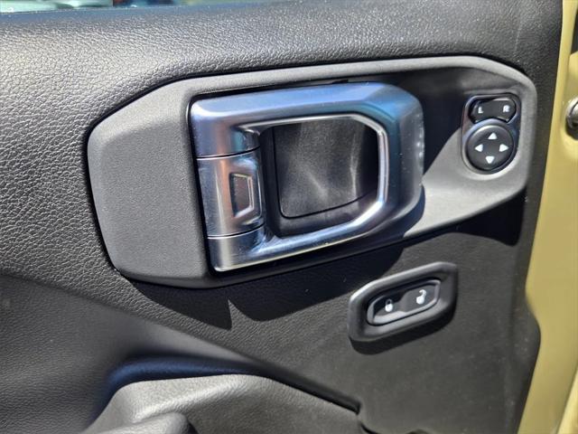 new 2025 Jeep Wrangler car, priced at $51,530