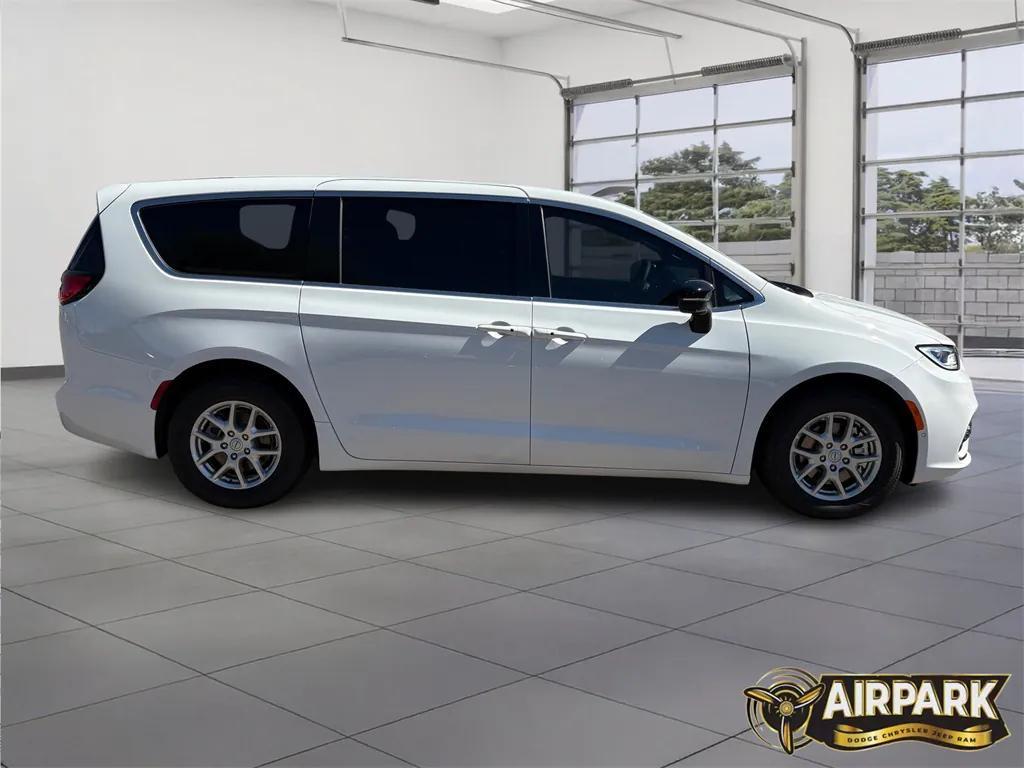 new 2026 Chrysler Pacifica car, priced at $47,635