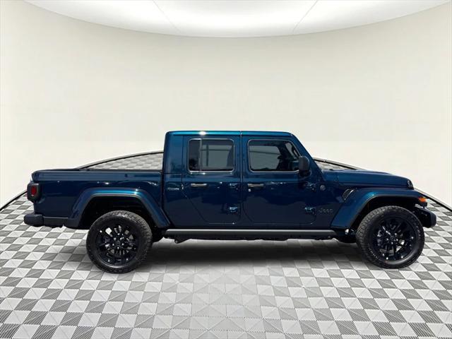 new 2025 Jeep Gladiator car, priced at $47,630