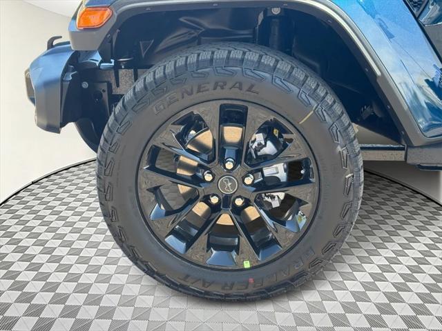 new 2025 Jeep Gladiator car, priced at $47,630
