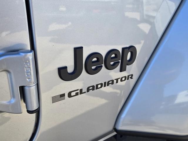 new 2023 Jeep Gladiator car, priced at $56,180