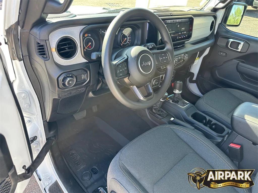 new 2025 Jeep Wrangler car, priced at $46,215