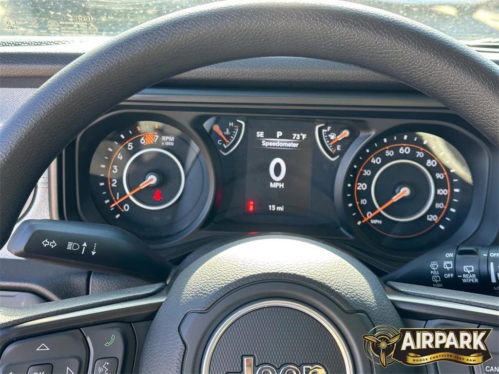 new 2025 Jeep Wrangler car, priced at $46,215