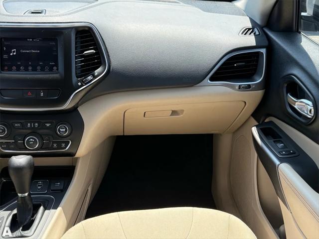 used 2021 Jeep Cherokee car, priced at $13,612