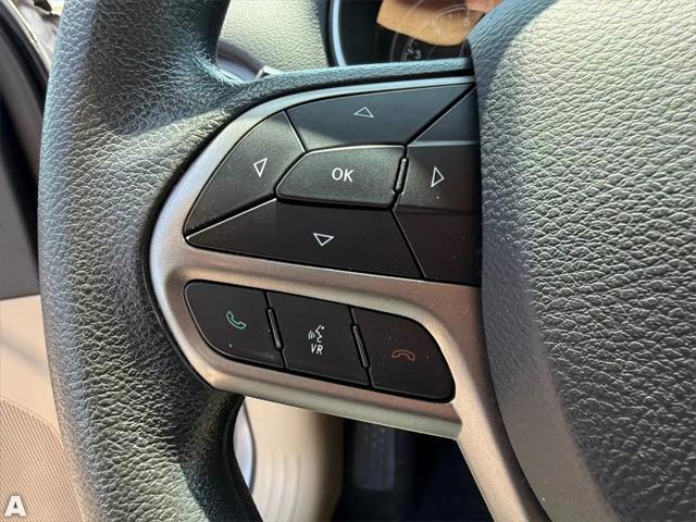 used 2021 Jeep Cherokee car, priced at $13,612