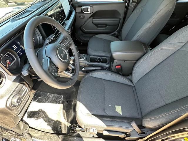 new 2025 Jeep Wrangler car, priced at $51,530