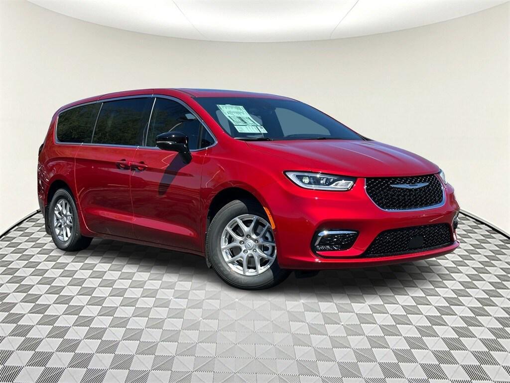 new 2025 Chrysler Pacifica car, priced at $49,285