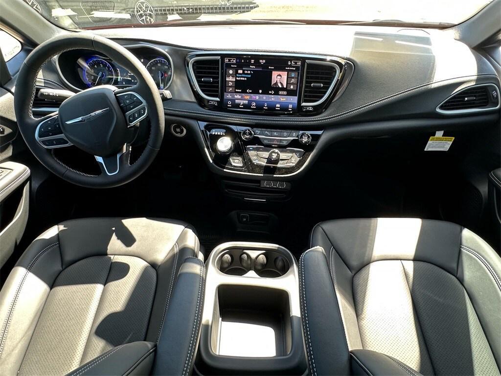 new 2025 Chrysler Pacifica car, priced at $49,285