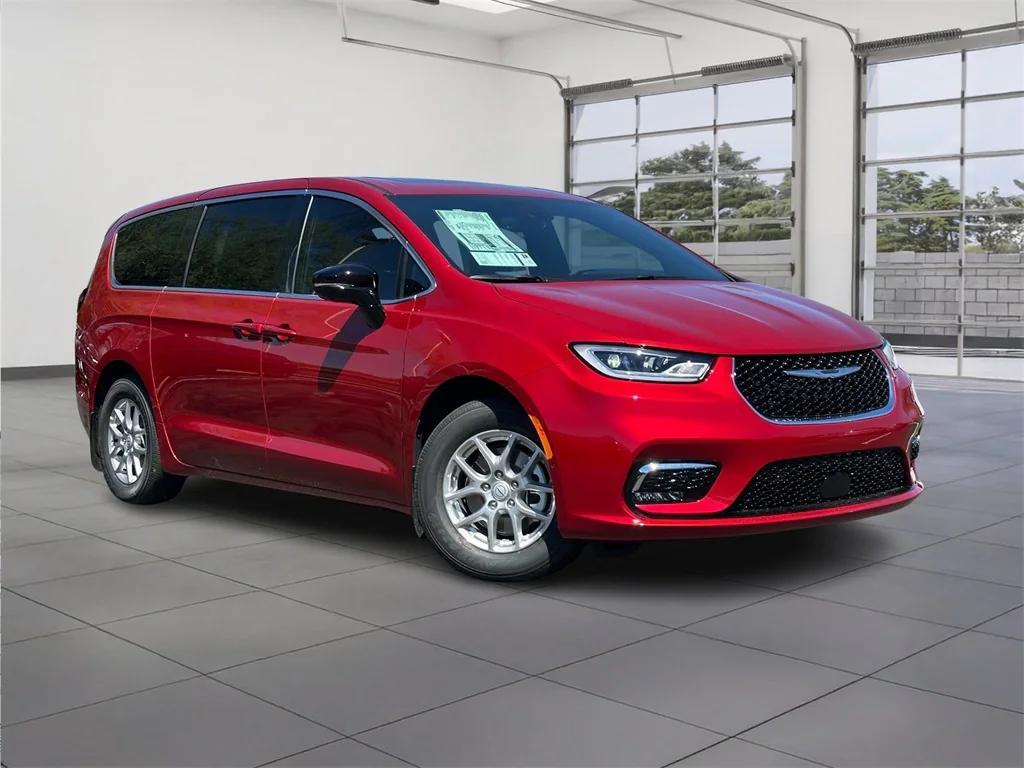 new 2025 Chrysler Pacifica car, priced at $49,285