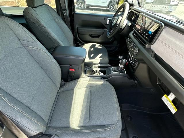 new 2025 Jeep Wrangler car, priced at $45,575